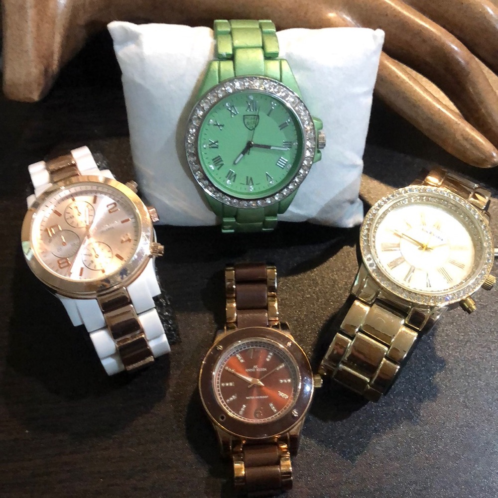 Stylish Watch Set in Green, Gold, & Brown & white, no batteries as is, no boxes